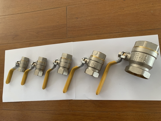 1/2 3/4 &quot;inç toptan zinc bakır top valfi sarı plastik kolu ile